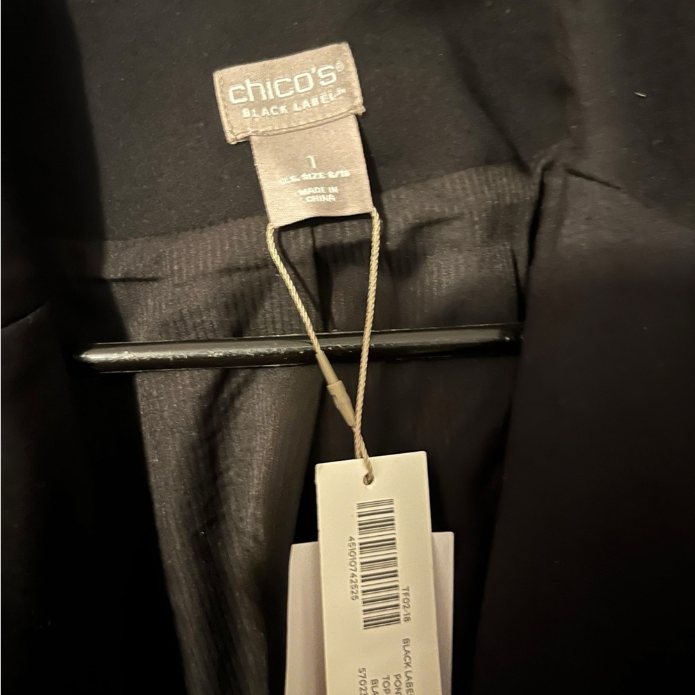 Chico’s Black Ponte Blazer NWT - Picture 7 of 8